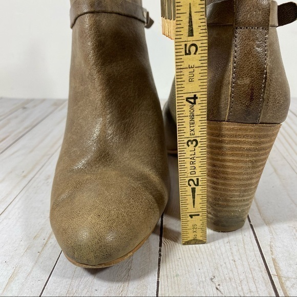 Lucky Brand Mabina Taupe Leather Ankle Boot 10 - Picture 10 of 10